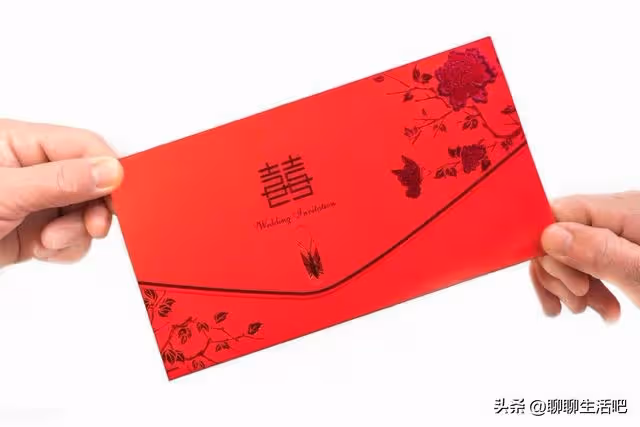 供男友讀書6年,他轉身娶了別人,我給他婚禮送上一份特別的禮物