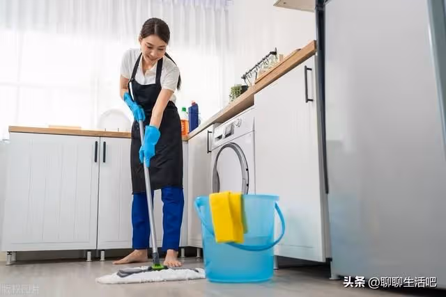 兒子對我說:我們準備搬出去住,只是通知你,不是徵求你的意見。