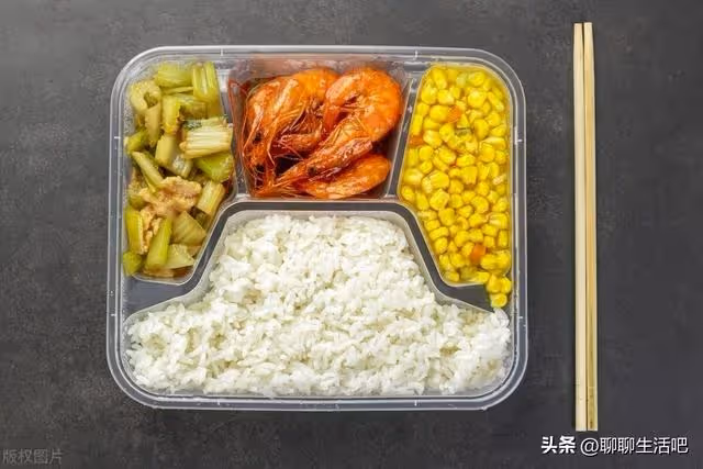 兒子對我說:我們準備搬出去住,只是通知你,不是徵求你的意見。