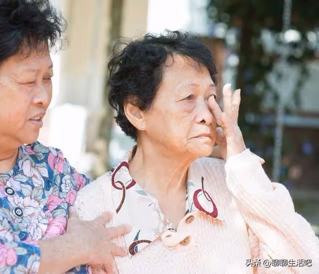 兒子對我說:我們準備搬出去住,只是通知你,不是徵求你的意見。