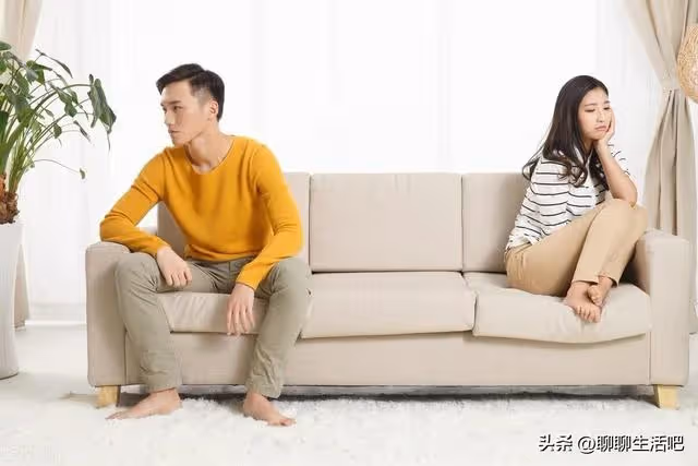 老公工資12000,每月給他父母6000,說不給就是不孝,我決定躺平
