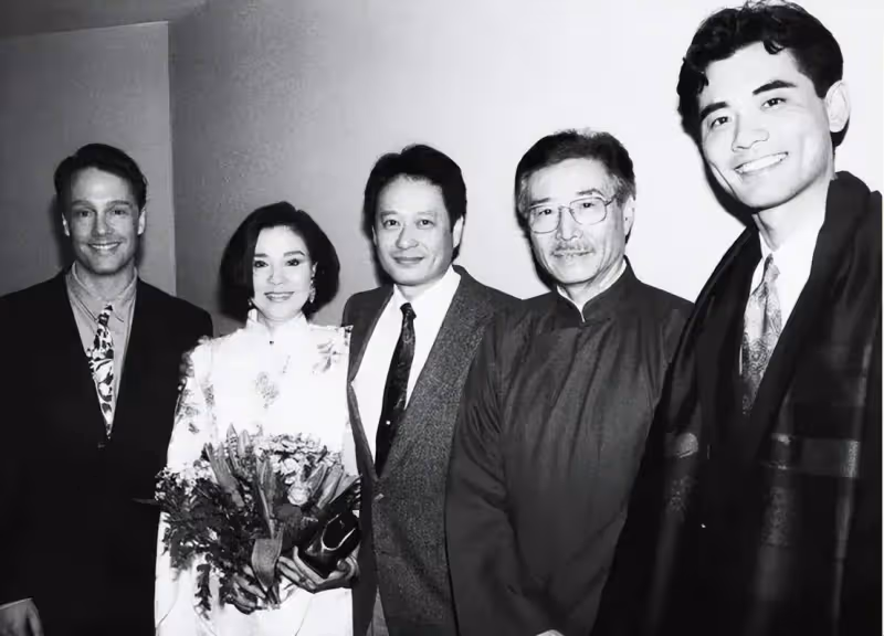 曾是亞洲頂級美男！63歲資深男星「在鄉下養貓種花」　一生未婚未育：周迅對他一見傾心
