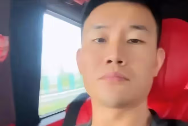 因形象不佳,製片方要求導演刪除演員謝孟偉戲份,怕影響電影票房