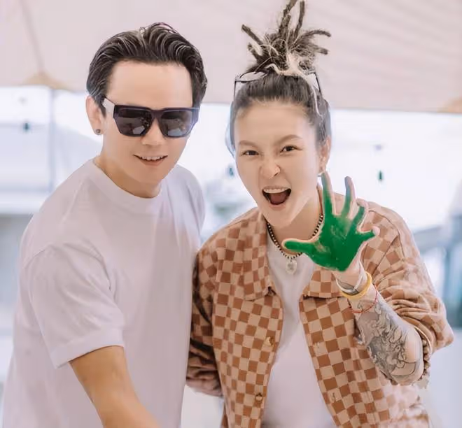 張恆遠離世前告別畫面:畢夏帶兒子守在ICU門口,老人家眼含熱淚