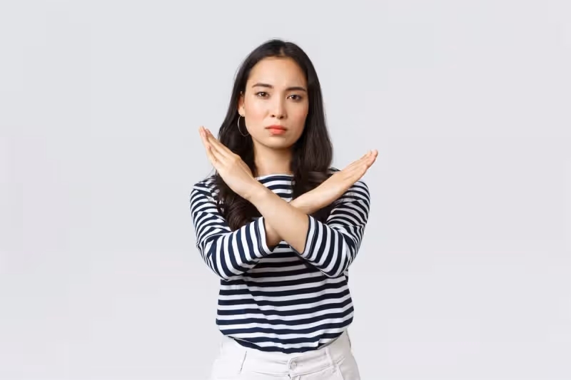 面試官:你有7杯水,來了8位領導怎麼辦?高情商應對:被高看!