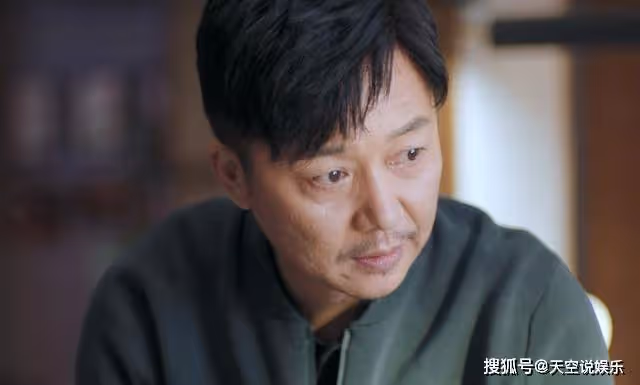 《熟年》偉強遇情敵,倪俊志超被離婚,女性在生活中的價值暴露了
