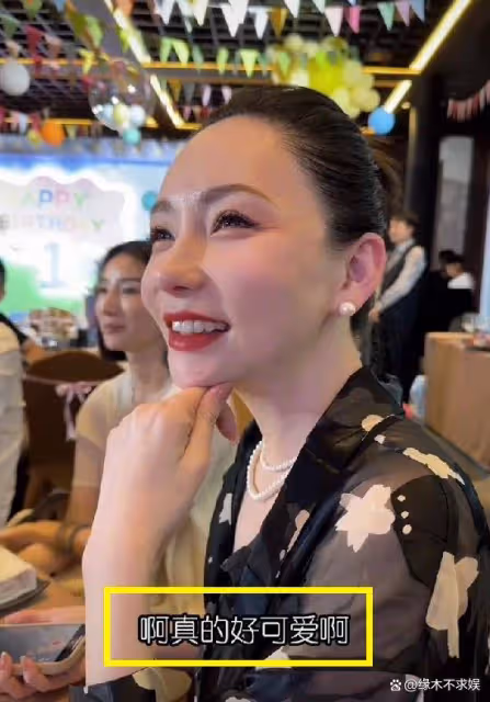郭碧婷女兒正面照首曝光!3歲小奶黃神似混血外公,大眼睛高顏值