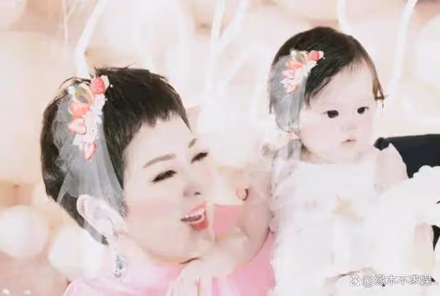 郭碧婷女兒正面照首曝光!3歲小奶黃神似混血外公,大眼睛高顏值