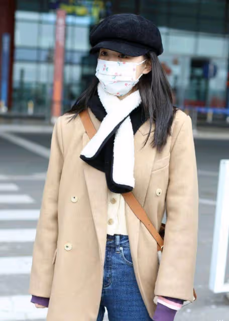 徐夢潔的私服深得我心,穿搭時尚還不失少女感,學生黨可以借鑑