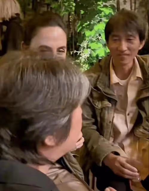 劉燁:法國老婆現身大理,與老狼葉蓓同台演出,被指像中國老太太
