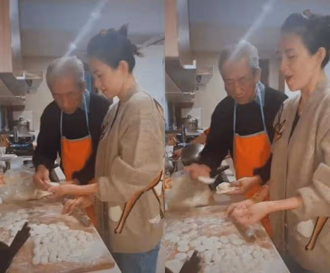 章子怡私服太會穿了,針織開衫配牛仔褲簡約高級,素顏也洋氣