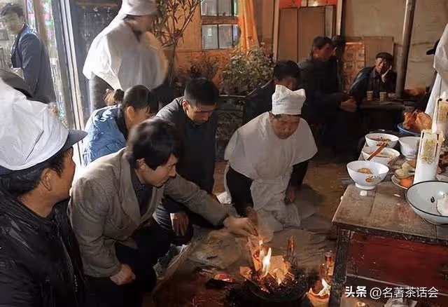 76歲三叔去世,我放下前嫌回老家參加他的葬禮,父親感到很安慰