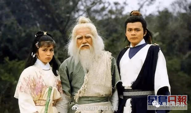 61歲黃日華走出陰霾重回巔峰!太太梁潔華逝世曾一度現老態