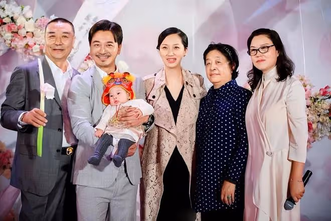 唐嫣罕談婚後生活!自曝與羅晉常年兩地分居,2歲女兒由外公照顧