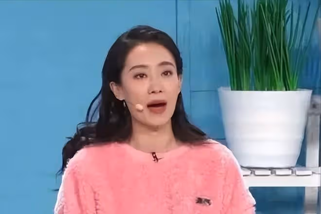 僅一年,張小斐退回三線:其實可能從一開始,她就沒融進電影圈