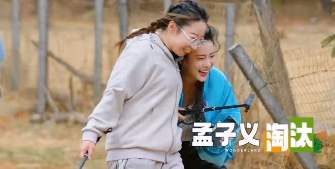 任敏與鳥鳥錄節目疑不和,全程零交流關係微妙,兩人裝都懶得裝?