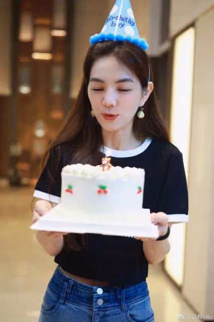 SHE合體慶Ella滿42歲,任家萱肚大如籮發福明顯,姐妹仨感情超好