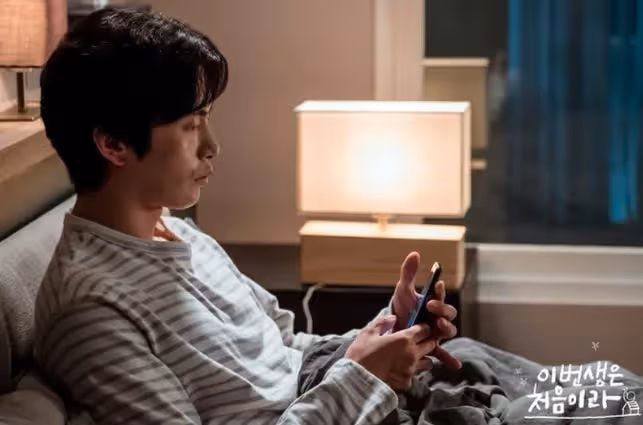 同事跟我借25萬後人間蒸發!妻子說我被騙「但我堅持不報警」6年後「女兒婚禮上見到他」我激動落淚