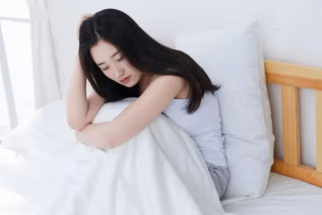 和女鄰居出去旅遊，喝多後與她發生關係，得知她懷孕，我傻了
