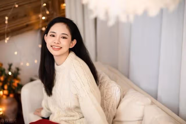 小舅子上門要我婚房,女友還同意了,我反手娶了他的相親對象