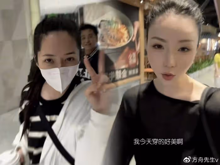 郭碧婷向佐再為1歲兒子慶生，高曉松前妻曬現場照，小奶皇好活潑