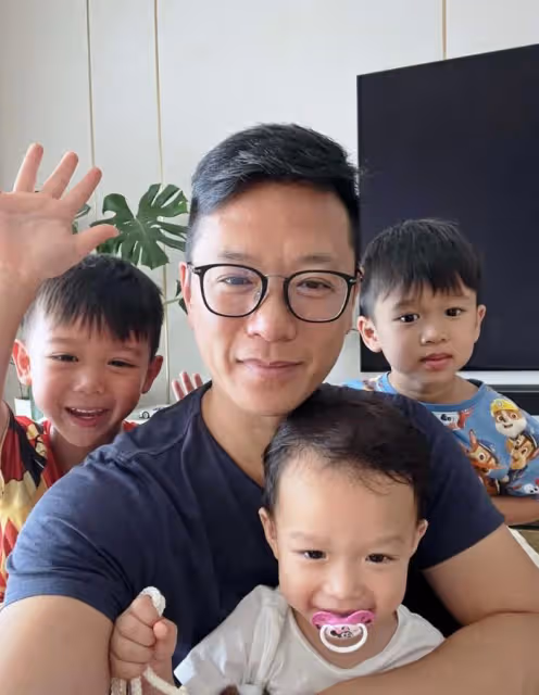 胡杏兒為老公慶祝父親節,李承德教兒子說英文,香港豪宅裝修簡約