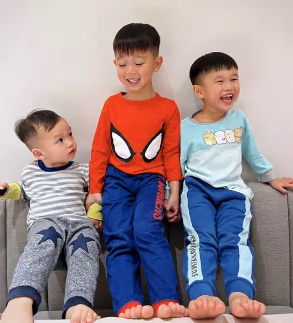 胡杏兒為老公慶祝父親節,李承德教兒子說英文,香港豪宅裝修簡約