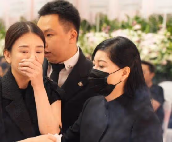 蔡天鳳葬禮舉行，丈夫為亡妻打造完美喪禮，獨排眾議堅持遺體修復