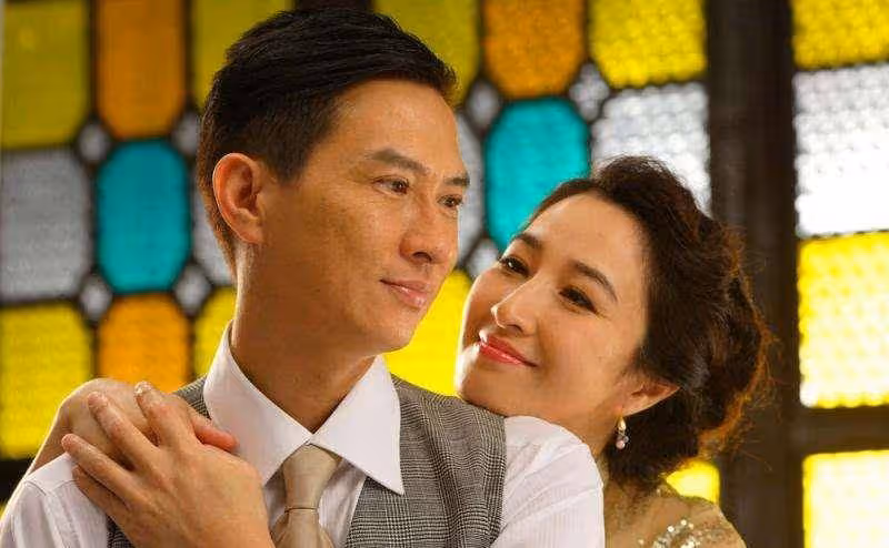 張家輝：從「挨打男」到「影帝輝」的背後，離不開這個女人的幫助
