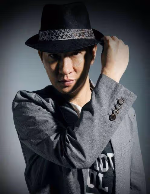 張家輝：從「挨打男」到「影帝輝」的背後，離不開這個女人的幫助