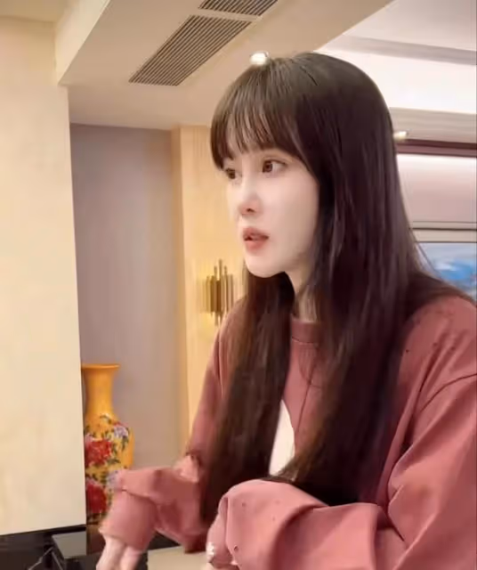 網紅球球：批評老公背著我偷偷給家人買了一套房，總價值3000多萬