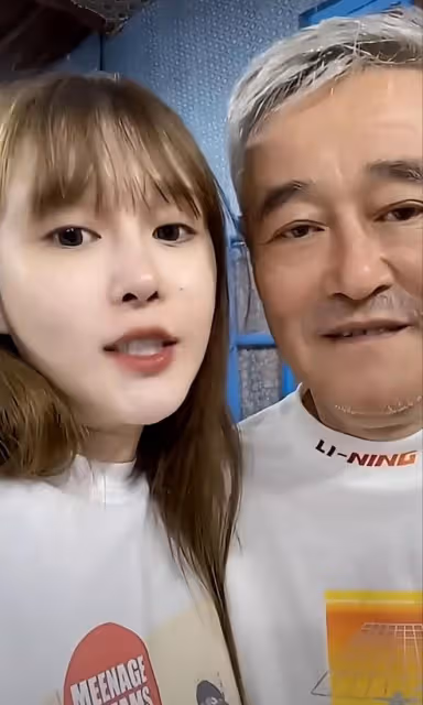 網紅球球：批評老公背著我偷偷給家人買了一套房，總價值3000多萬