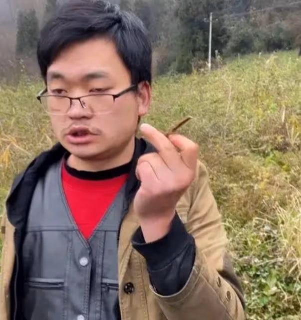 王寶強勸告模仿者王寶弱:模仿我可以,但不要打著我的名號搞商演