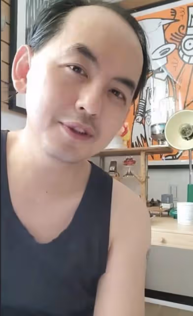 黃子佼承認性騷擾後,用刀割腕被送醫,大小S否認吸毒將告黃子佼