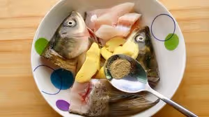 【創意小廚娘】家庭版金湯藤椒魚，魚肉嫩滑，麻辣酸香，開胃又下飯！