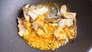 【創意小廚娘】家庭版金湯藤椒魚，魚肉嫩滑，麻辣酸香，開胃又下飯！