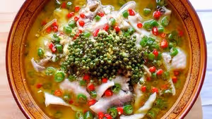 【創意小廚娘】家庭版金湯藤椒魚，魚肉嫩滑，麻辣酸香，開胃又下飯！