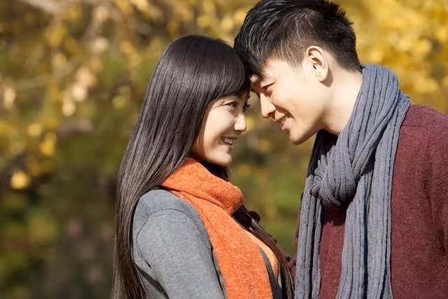 我用小金庫給兒子還貸,突然看到兒媳烹蝦燉雞,我決定不再給錢
