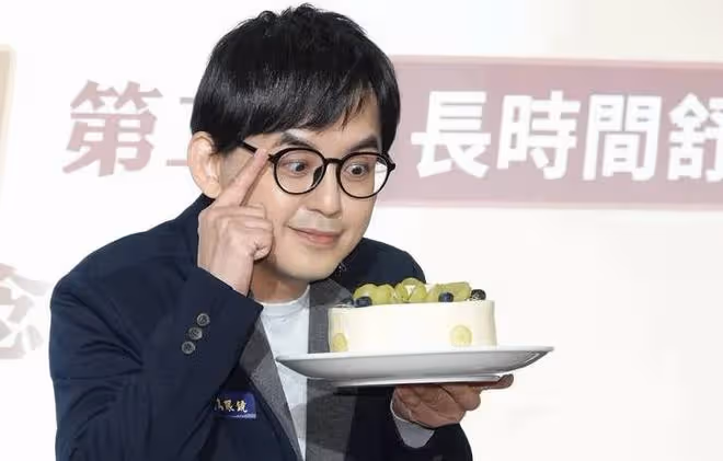黃子佼自殘逃避？侵犯少女面臨最高7年刑期，大小S跟阿雅告他誹謗