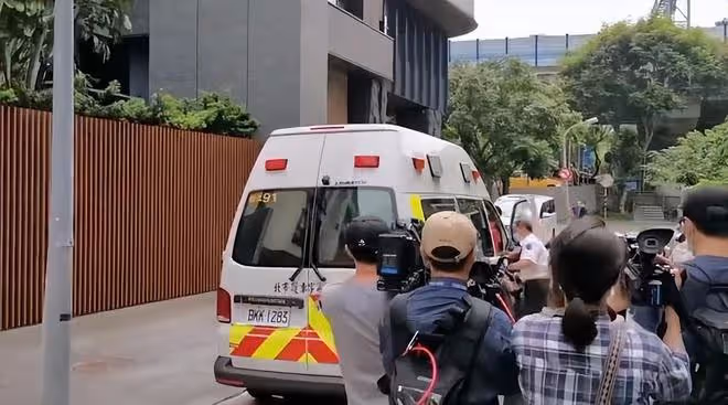 黃子佼已脫離生命危險，情緒穩定連說對不起，孟耿如原諒丈夫所為
