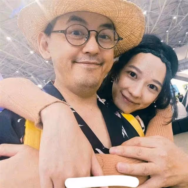 張蘭大笑,黃子佼一爆料,她就賺得盆滿缽滿,直播間放《好日子》