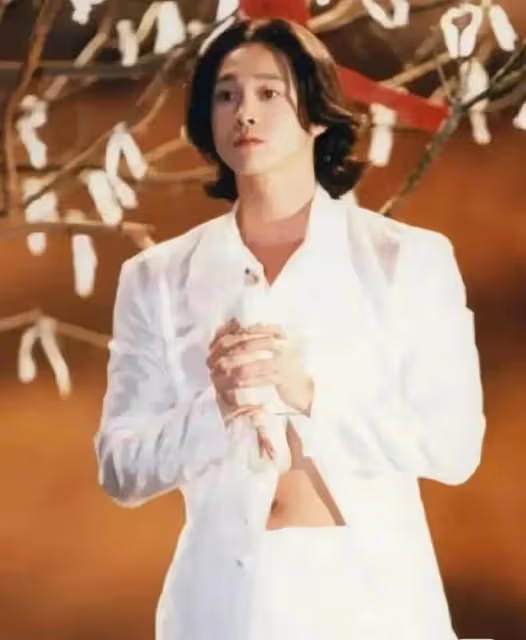 男星陳子聰命懸一線,多次保命已花千萬港幣,愛妻何超儀不離不棄