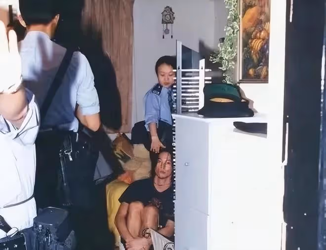 男星陳子聰命懸一線,多次保命已花千萬港幣,愛妻何超儀不離不棄