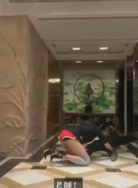 小S舞蹈老師再登熱搜,二女兒被扒撞臉唐老師,兩人關係惹猜測