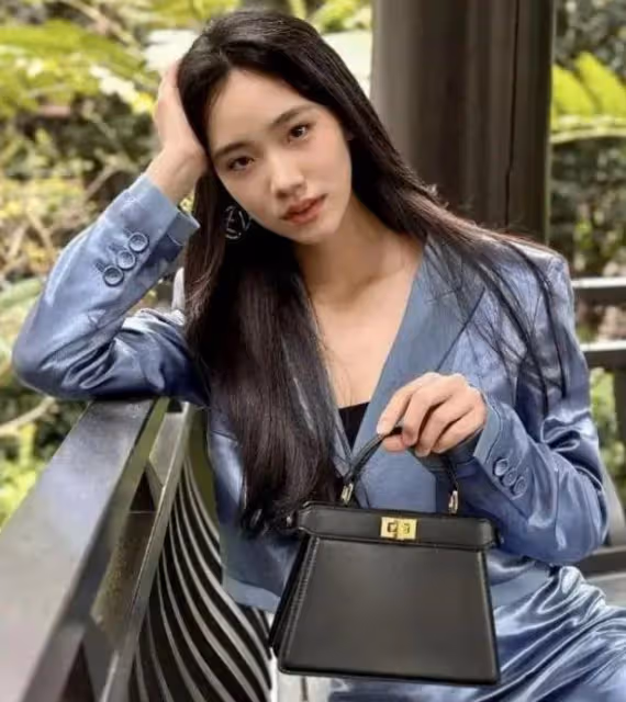 小S舞蹈老師再登熱搜,二女兒被扒撞臉唐老師,兩人關係惹猜測