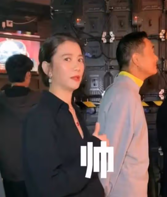 周潤發參加親子跑活動,51歲袁詠儀狀態獲贊,霍思燕嗯哼也露面