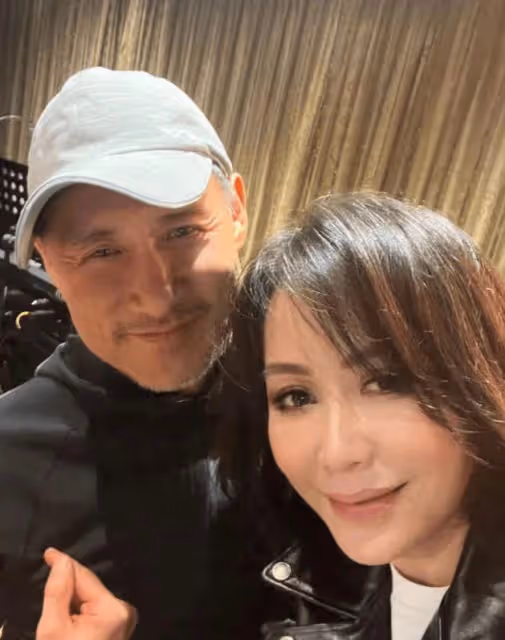 眾星支持張學友演唱會,劉嘉玲與歌神擁抱,何超蓮坐直升飛機前往