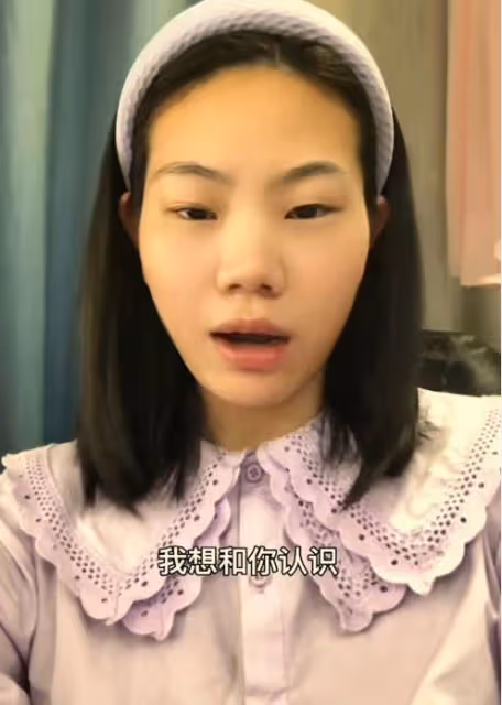 跳橋救人外賣小哥走紅,女粉絲公開表白求愛,被網友質疑蹭熱度