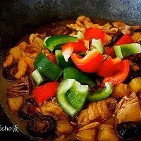 雞肉這麼燜更鮮嫩,味美多汁,營養也更均衡,快來學學吧!