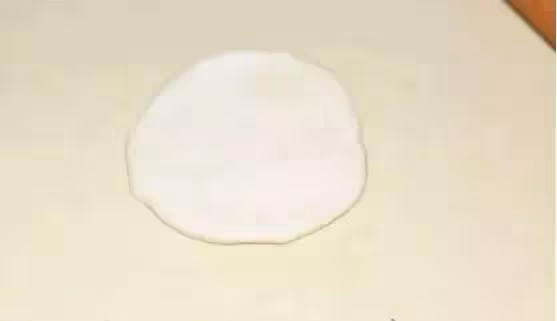 鬆軟可口的蘋果麵包,不但外形像蘋果,連餡都充滿濃郁的蘋果氣息,口感也超棒!